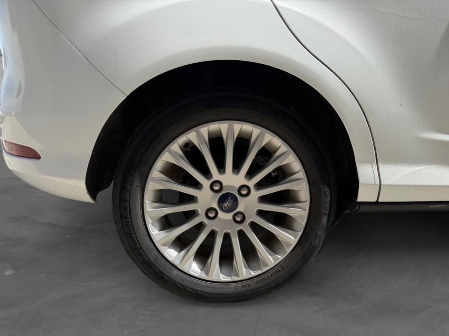 FORD d'occasion B-MAX 90 Ch de 2014 Vauvert (30)﻿