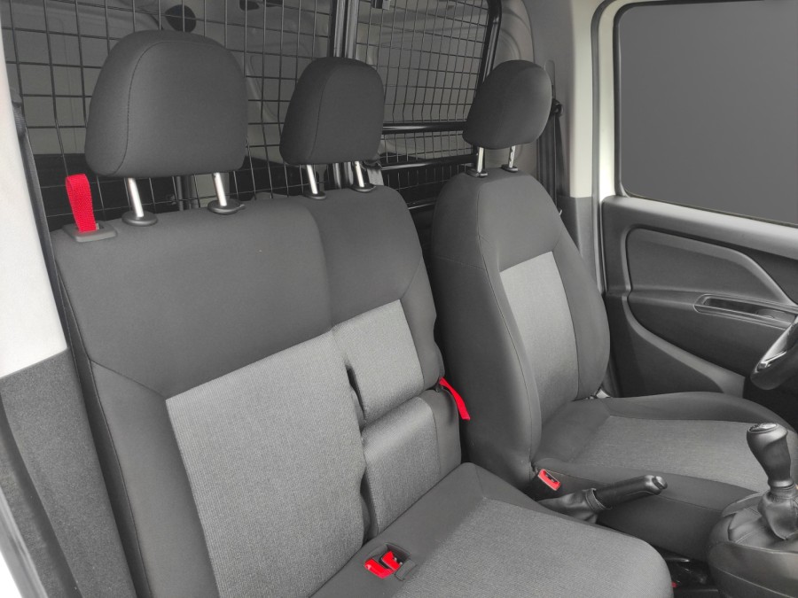 FIAT d'occasion DOBLO CARGO CARGO 1.3L MULTIJET 90 PACK de 2015 Reims
