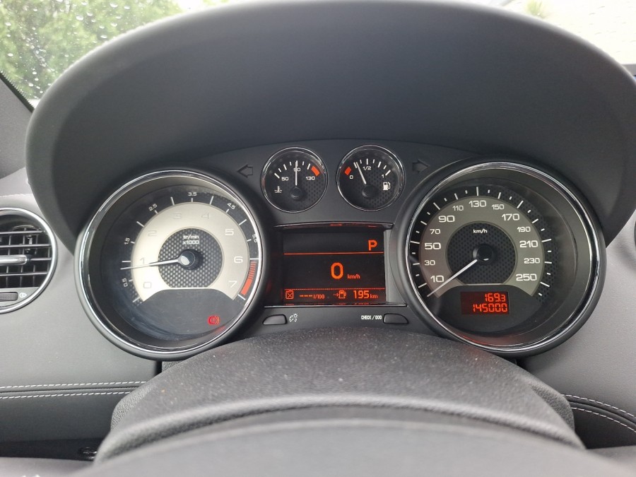 PEUGEOT d'occasion RCZ | 03.2010-12.2015 1.6 THP 155 BA de 2013