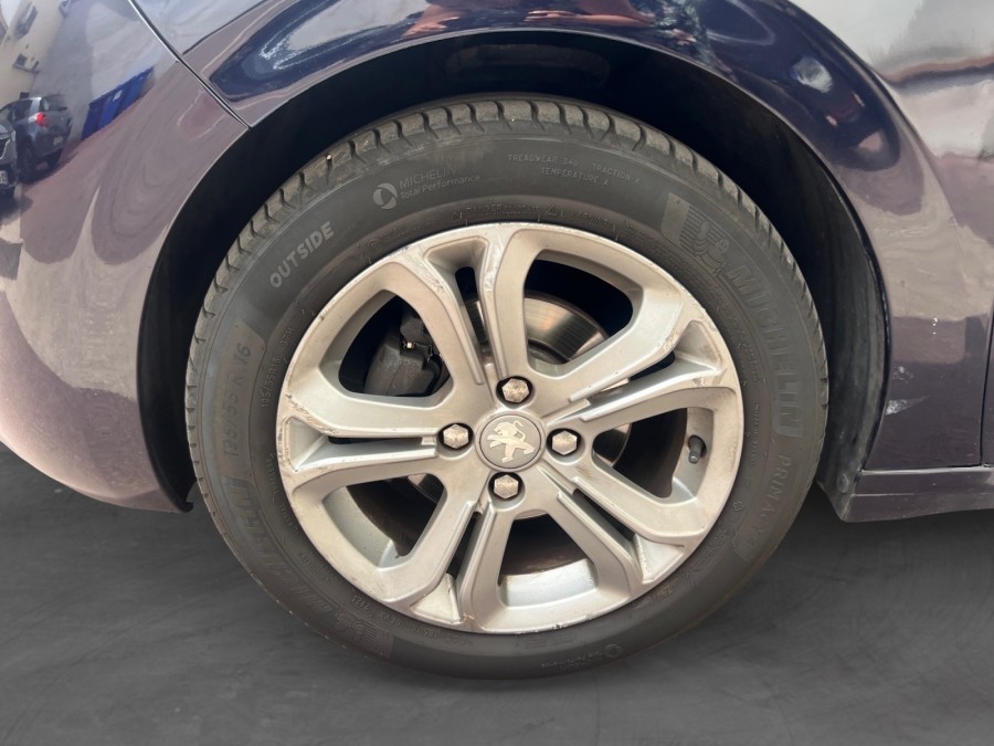 PEUGEOT d'occasion 208 1.2 VTI 82 ACTIVE de 2014 Le Raincy (93)﻿
