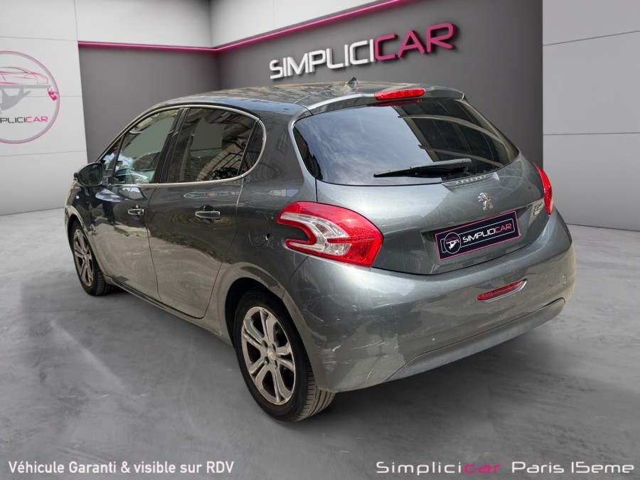 PEUGEOT d'occasion 208 I 1.6 E-HDI 92 ALLURE de 2013 Paris 15 (75)﻿