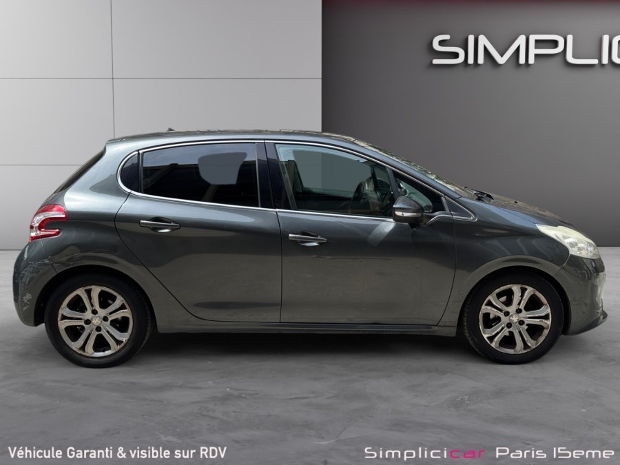 PEUGEOT d'occasion 208 I 1.6 E-HDI 92 ALLURE de 2013 Paris 15 (75)﻿