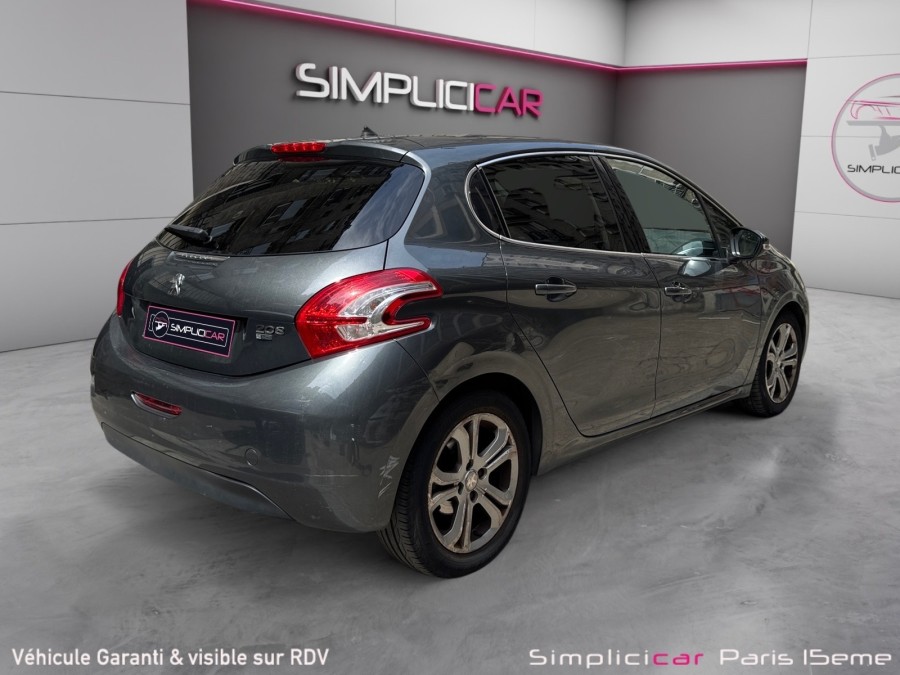 PEUGEOT d'occasion 208 I 1.6 E-HDI 92 ALLURE de 2013 Paris 15 (75)﻿