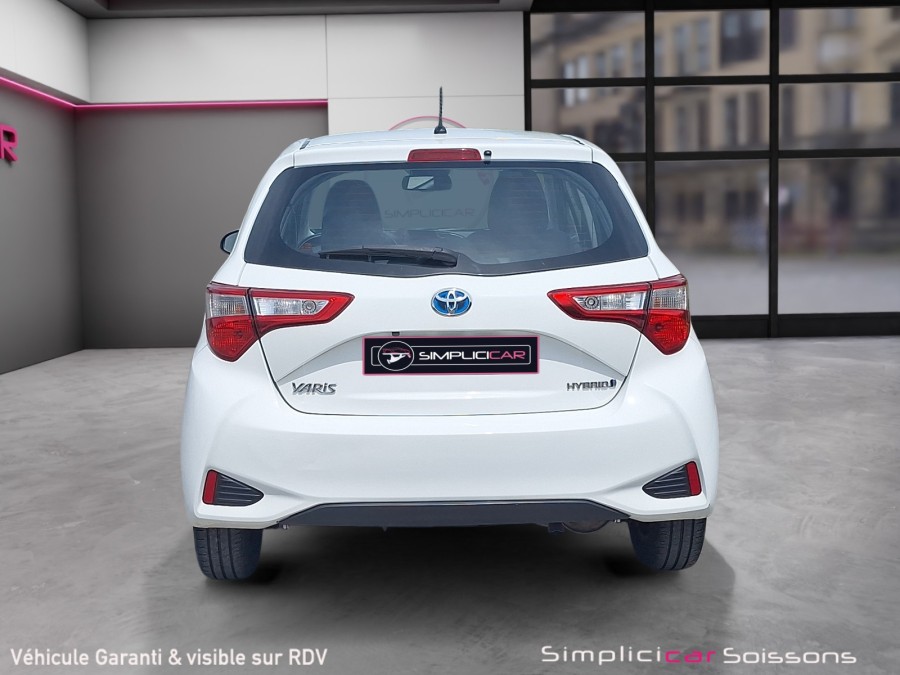 TOYOTA d'occasion YARIS 100H DYNAMIC BUSINESS de 2017 Soissons (02)﻿