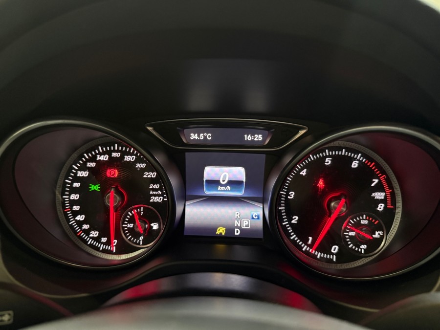 MERCEDES d'occasion CLASSE GLA GLA 180 SENSATION de 2017 Bretigny Sur