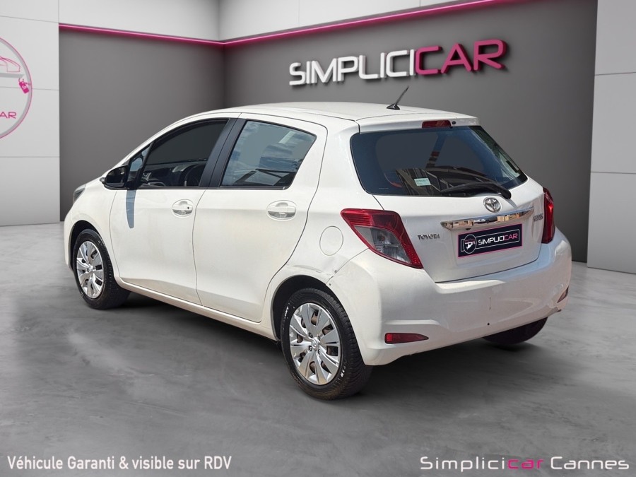 TOYOTA d'occasion YARIS 1.5 VVTI 110 DYNAMIC CVT de 2012 Cannes (06)﻿