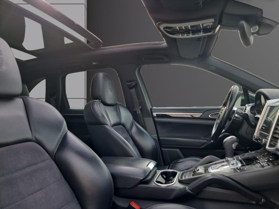 PORSCHE d'occasion CAYENNE 3.0 V6 S E-HYBRID PLATINUM EDITION