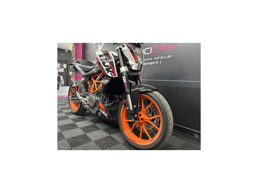 KTM d'occasion 390DUKEC2 390 DUKE de 2014 Reims Tinqueux (51)﻿