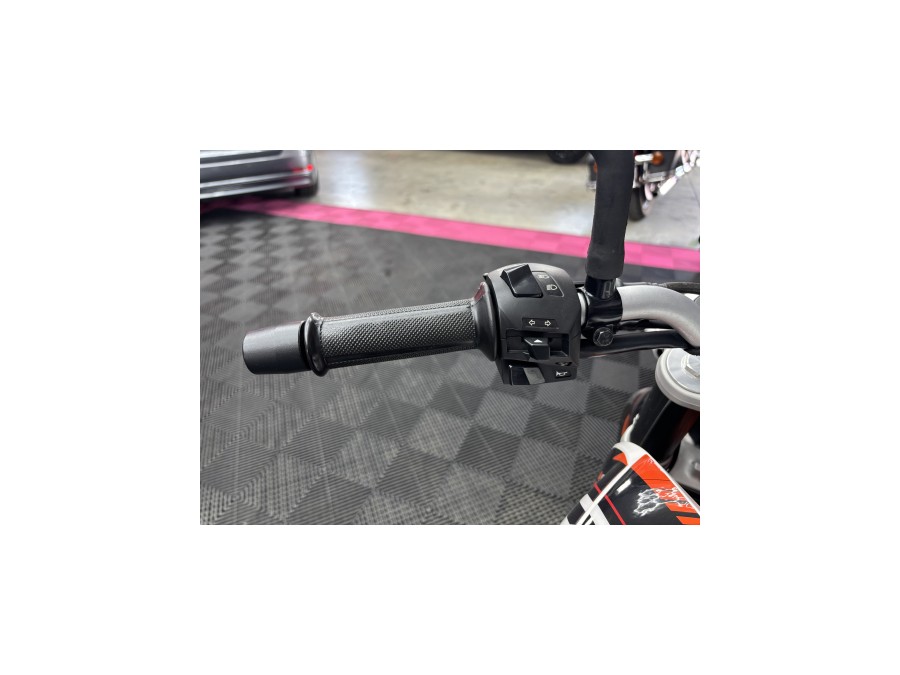 KTM d'occasion 390DUKEC2 390 DUKE de 2014 Reims Tinqueux (51)﻿