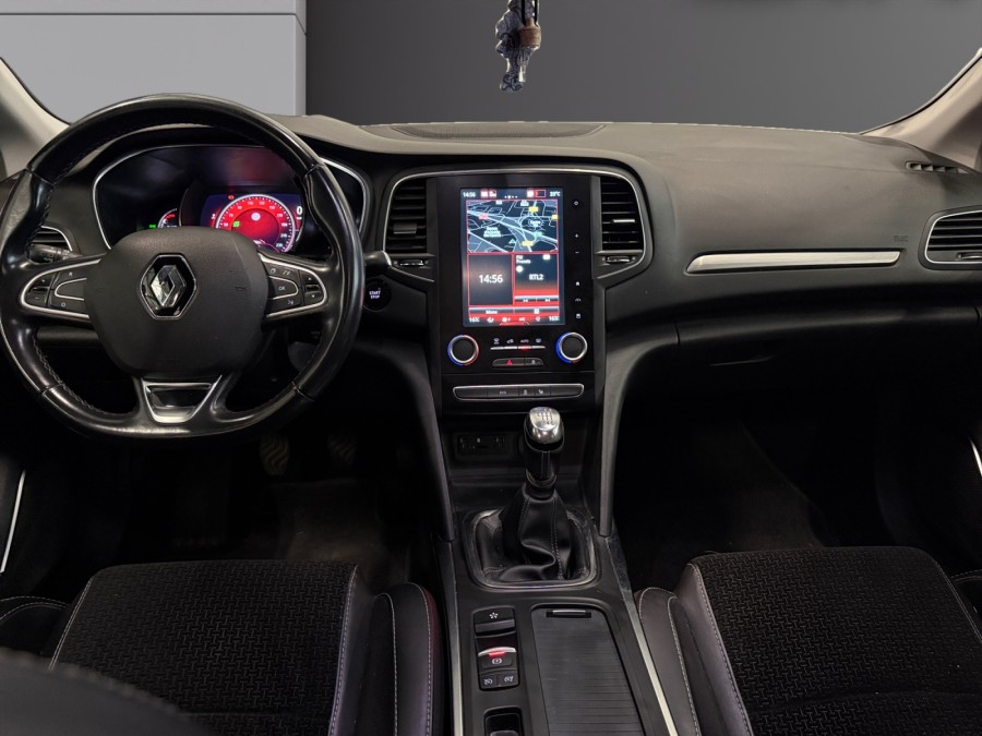 RENAULT d'occasion MEGANE IV 1.6 DCI 130 ZEN de 2017 Andrezieux (42)﻿
