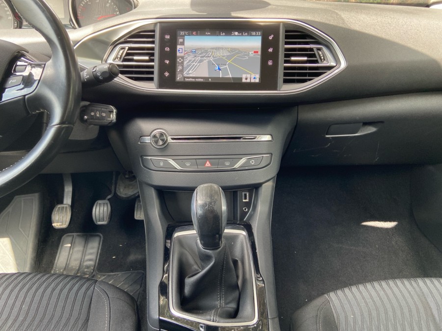 PEUGEOT d'occasion 308 II 1.6 BLUEHDI 100ch BUSINESS de 2016 Brest