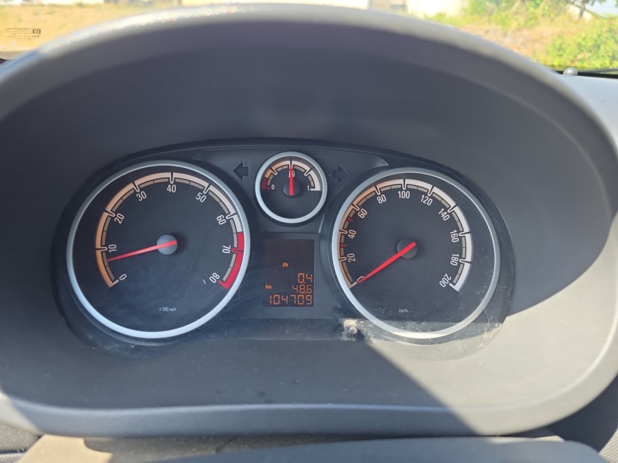 OPEL d'occasion CORSA D 1.2 TWINPORT 85 111 de 2010 Vichy (03)﻿