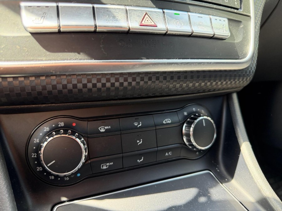 MERCEDES d'occasion CLASSE A A180 SENSATION 7G-DCT de 2016 Tours (37)﻿