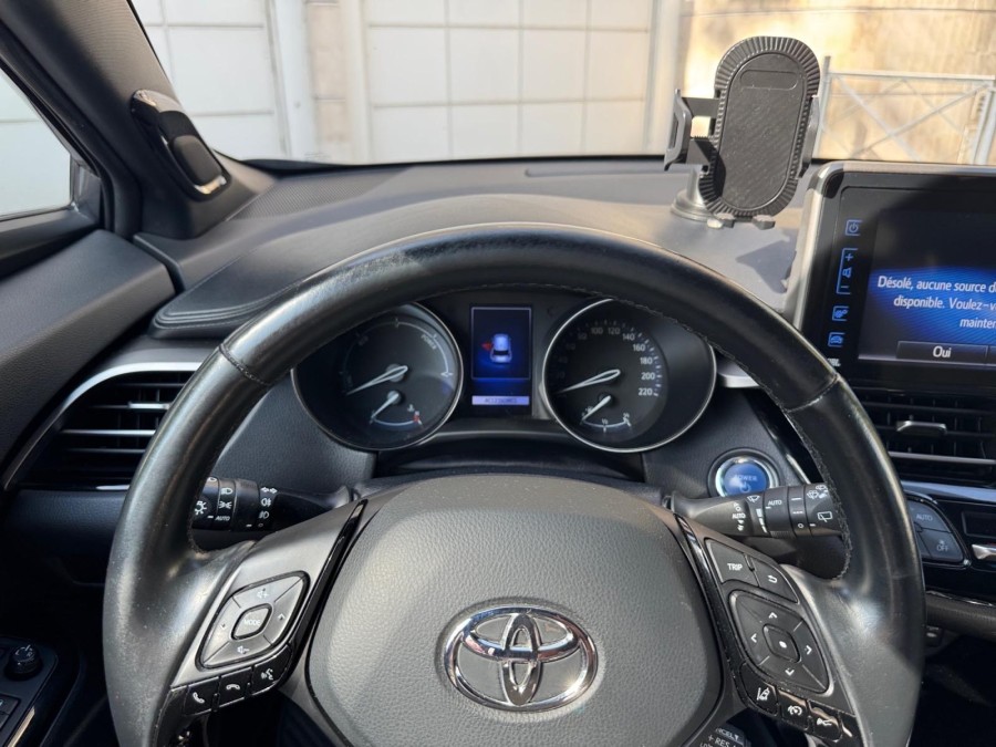 TOYOTA d'occasion C-HR 122H GRAPHIC de 2018 Coeur d'Yvelines (78)﻿