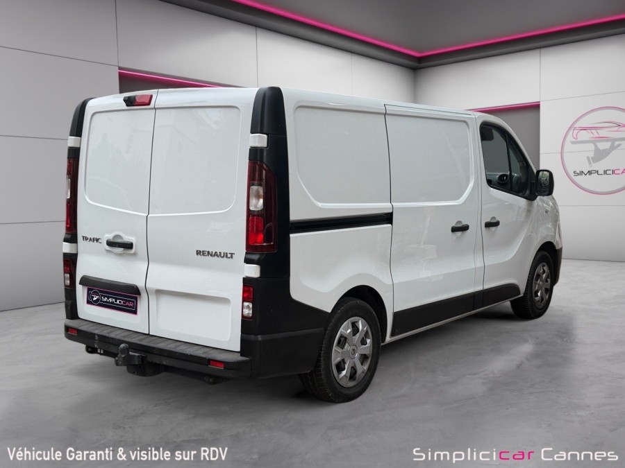 RENAULT d'occasion TRAFIC III FOURGON L1H1 3T 2.0 BLUE DCI 150 EXTRA