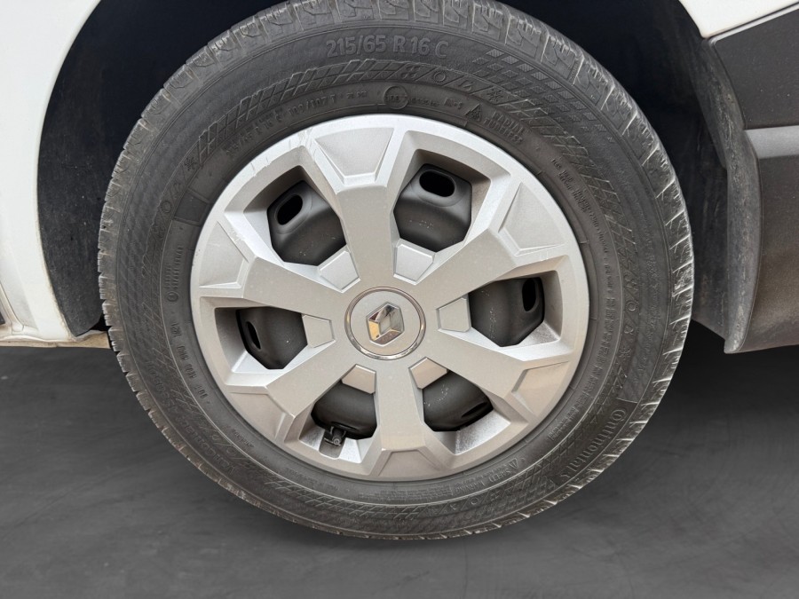 RENAULT d'occasion TRAFIC III FOURGON L1H1 3T 2.0 BLUE DCI 150 EXTRA