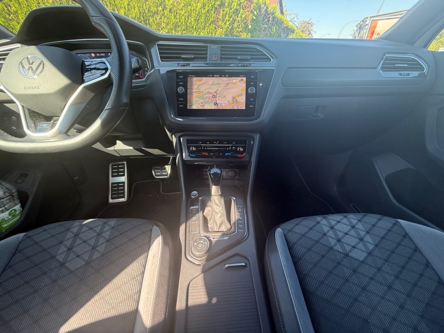 VOLKSWAGEN d'occasion TIGUAN 2.0 TDI 150 4X2 DSG PH2 de 2021 Brive La