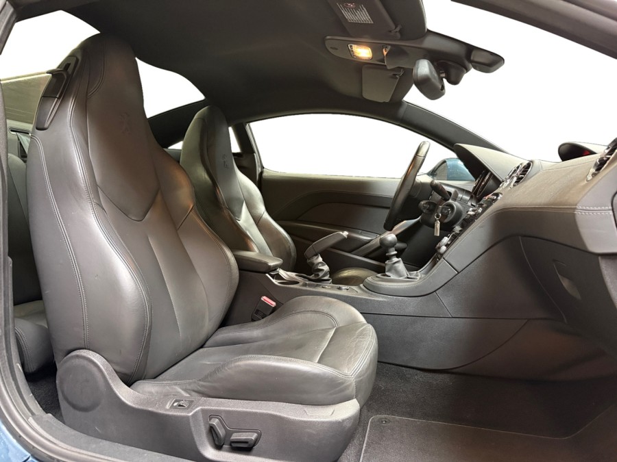 PEUGEOT d'occasion RCZ 1.6 THP 156 de 2012 Bretigny Sur Orge (91)﻿