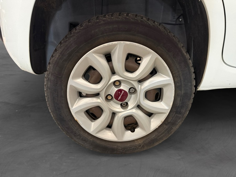 FIAT d'occasion PANDA 0.9 TwinAir Turbo CNG 85 cv de 2018 Andrezieux