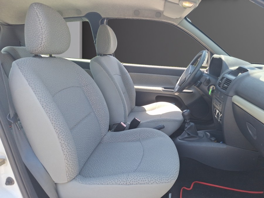 RENAULT d'occasion CLIO II PACK AUTHENTIQUE 1.5 DCI 65 de 2005
