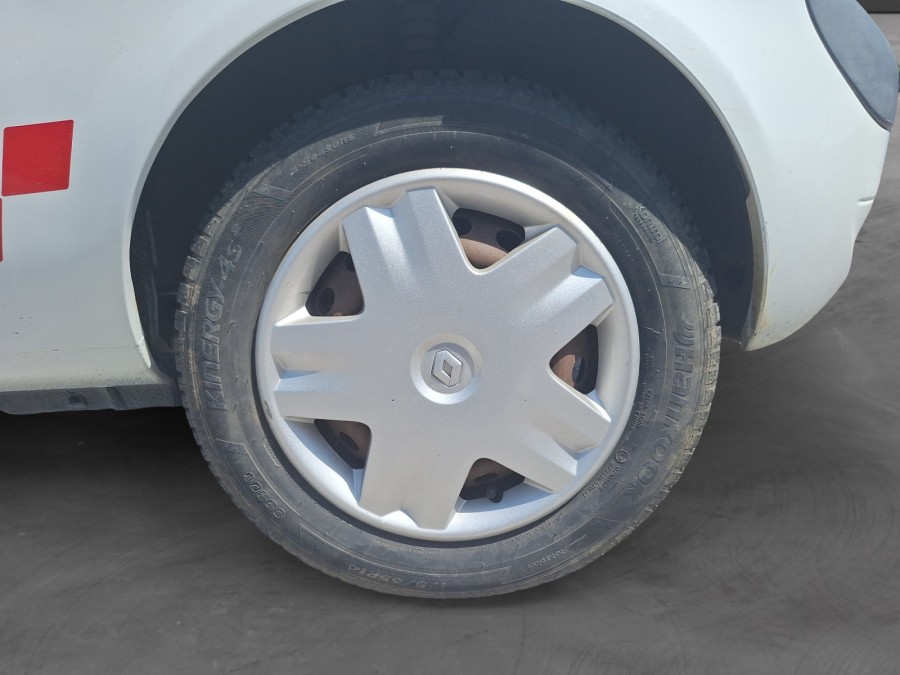 RENAULT d'occasion CLIO II PACK AUTHENTIQUE 1.5 DCI 65 de 2005