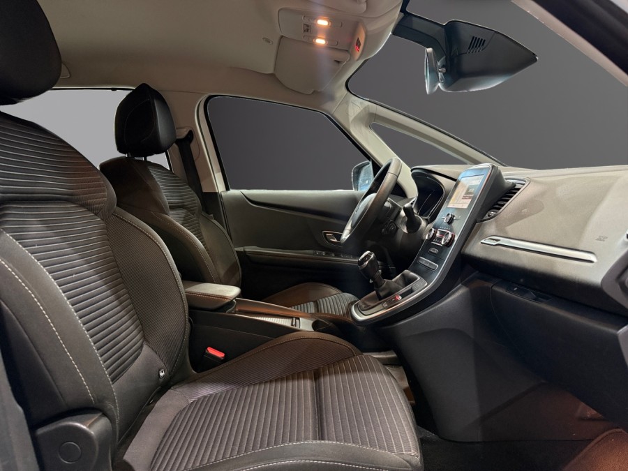 RENAULT d'occasion SCÉNIC IV 1.2 TCE 130 ZEN de 2017 Magny-en-Vexin