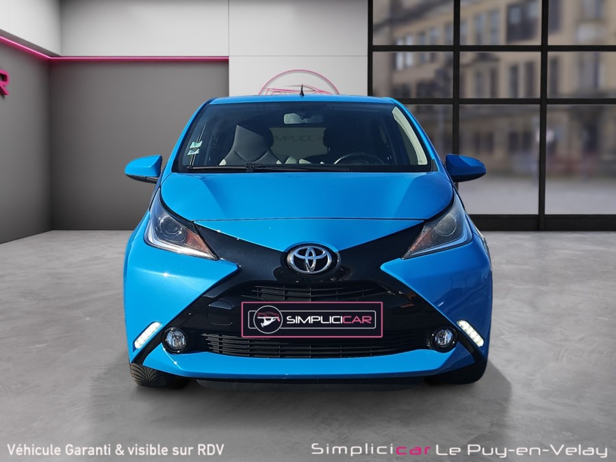 TOYOTA d'occasion AYGO 1.0 VVT-I 72 X-PLAY PH2 de 2017 Le Puy en