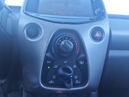 TOYOTA d'occasion AYGO 1.0 VVT-I 72 X-PLAY PH2 de 2017 Le Puy en
