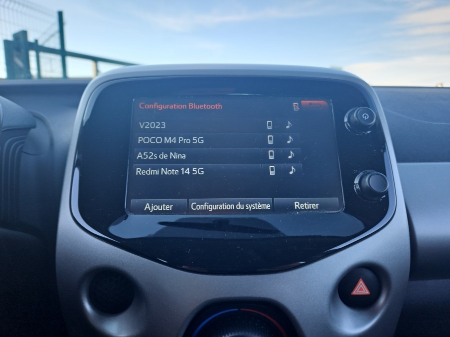 TOYOTA d'occasion AYGO 1.0 VVT-I 72 X-PLAY PH2 de 2017 Le Puy en