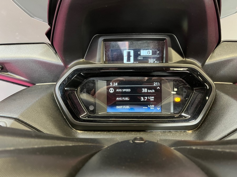 YAMAHA d'occasion X MAX 300 X MAX 300 de 2024 Carcassonne (11)﻿