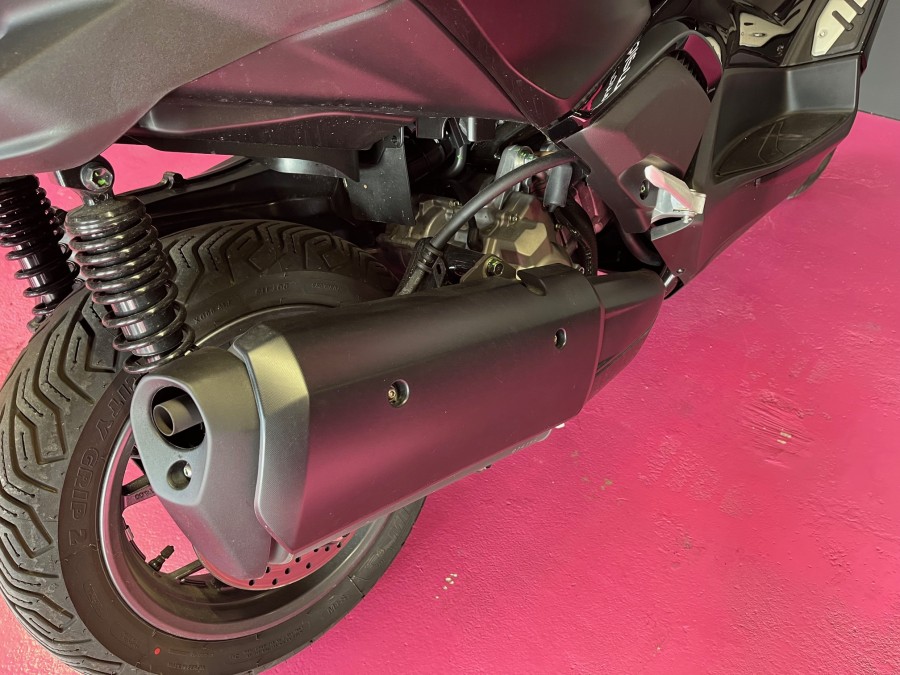 YAMAHA d'occasion X MAX 300 X MAX 300 de 2024 Carcassonne (11)﻿