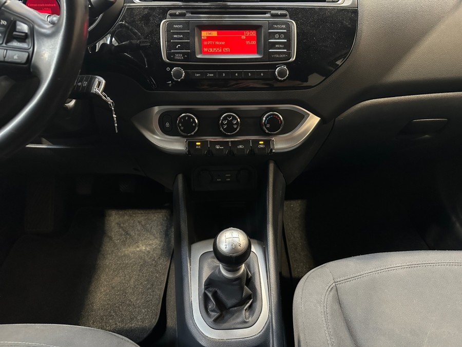KIA d'occasion RIO 1.2 85 ORIGINS de 2015 Lorient (56)﻿