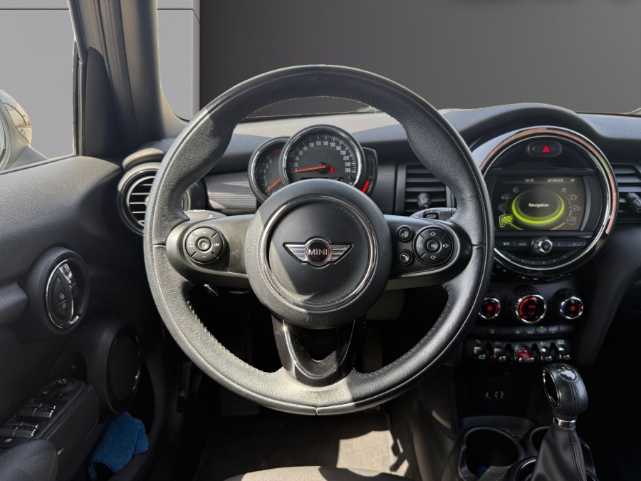 MINI d'occasion MINI COOPER 136 BLACKFRIARS BA de 2017 Orleans (45)﻿
