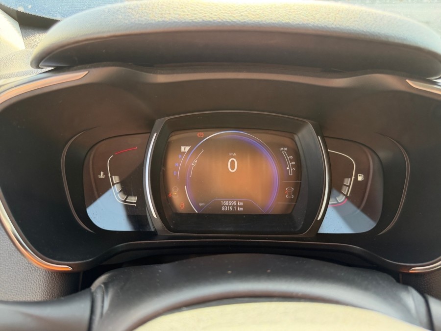 RENAULT d'occasion KADJAR 1.5 DCI 110 INTENS EDC de 2016 Troyes (10)﻿
