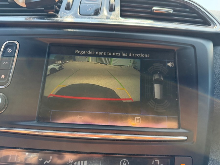 RENAULT d'occasion KADJAR 1.5 DCI 110 INTENS EDC de 2016 Troyes (10)﻿