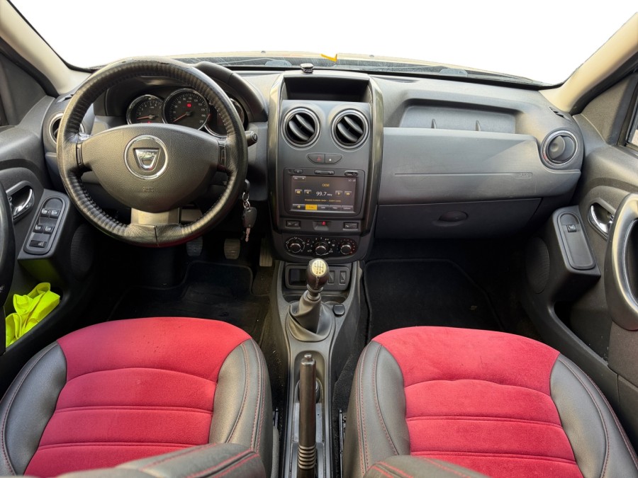 DACIA d'occasion DUSTER 1.5 DCI 110 10 ANS de 2013 Saint Maximin (60)﻿