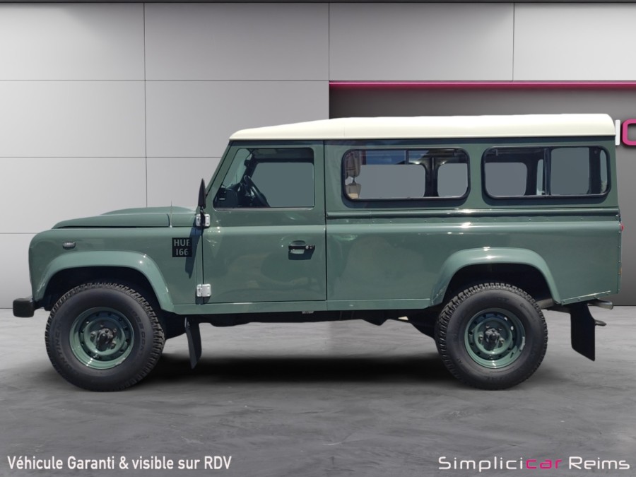 LAND ROVER d'occasion DEFENDER STATION WAGON 110 2.4L TD4 de 2009