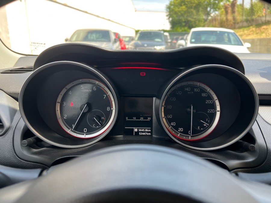 SUZUKI d'occasion SWIFT V 1.2 DUALJET HYBRID PRIVILEGE de 2020