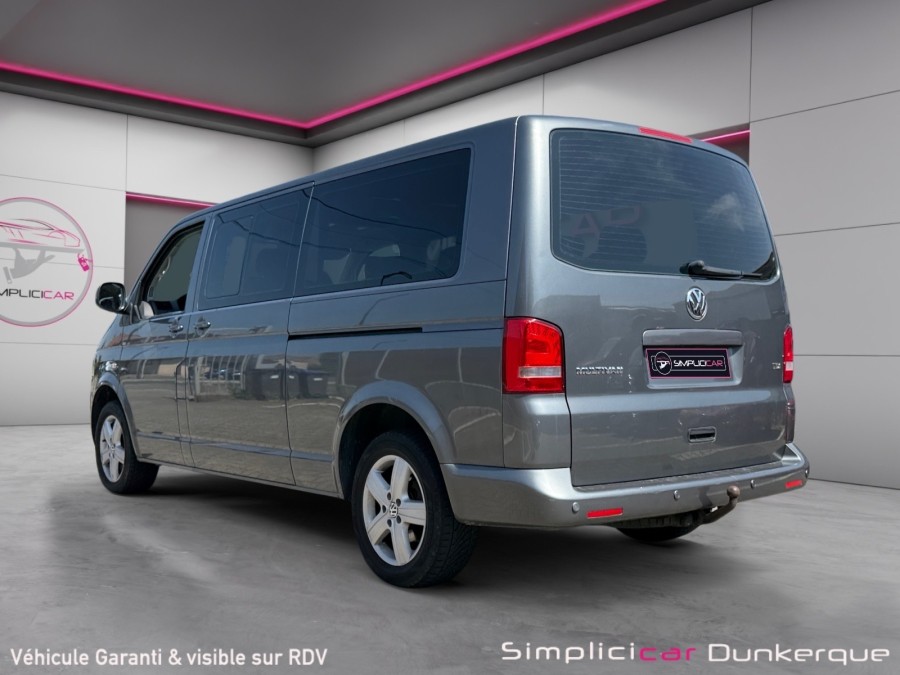 VOLKSWAGEN d'occasion TRANSPORTER T5 AUTOBUS/AUTOCAR 6.1 MULTIVAN