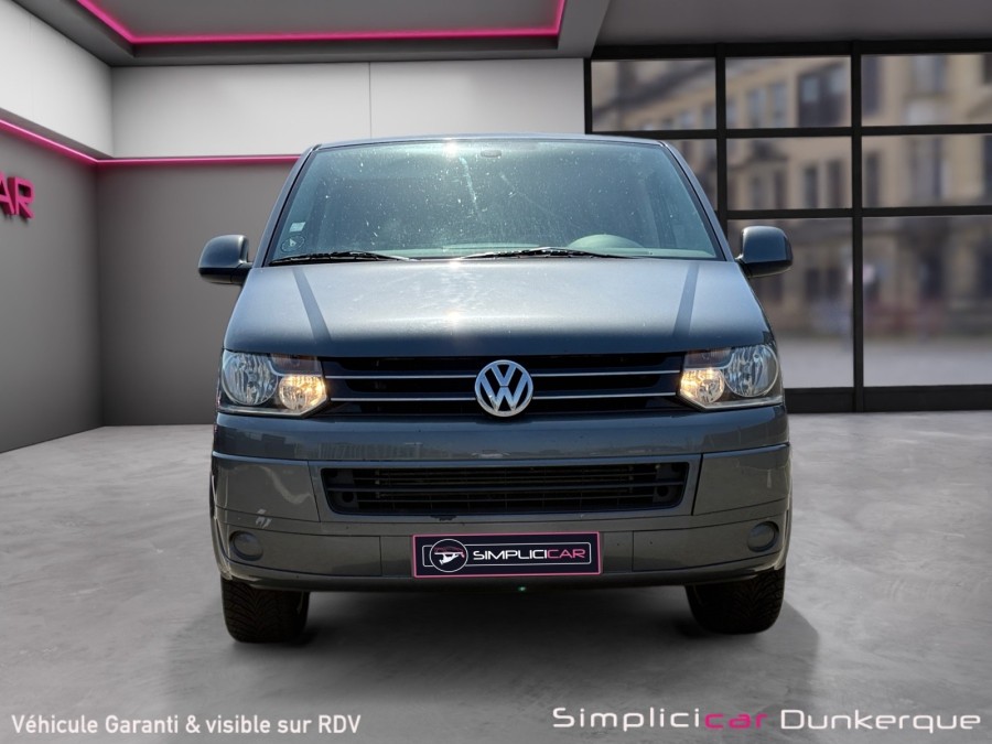 VOLKSWAGEN d'occasion TRANSPORTER T5 AUTOBUS/AUTOCAR 6.1 MULTIVAN