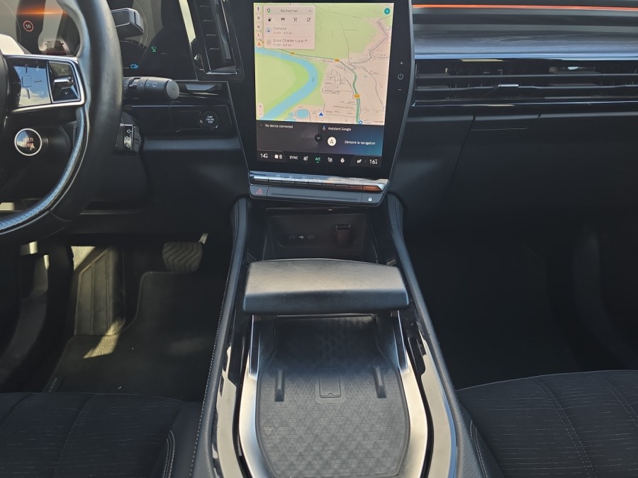 RENAULT d'occasion AUSTRAL 1.2 E-TECH 200 ICONIC de 2023 Vichy (03)﻿