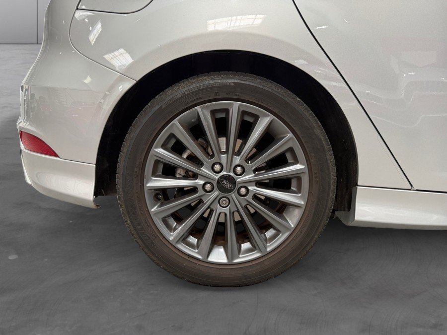 FORD d'occasion FOCUS III 1.0 ECOBOOST 125 RED de 2018 Lyon Ouest