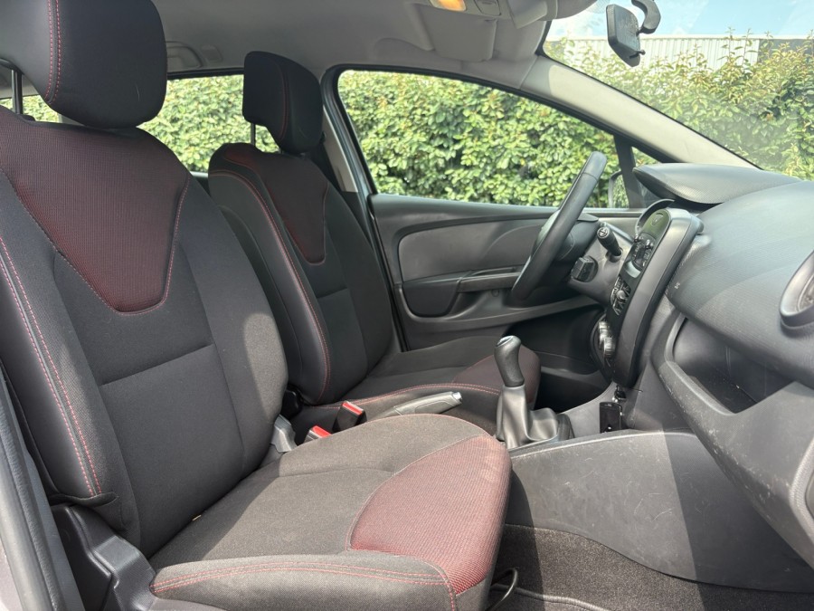 RENAULT d'occasion CLIO 1.5 DCI 75 LIFE de 2015 Brest (29)﻿