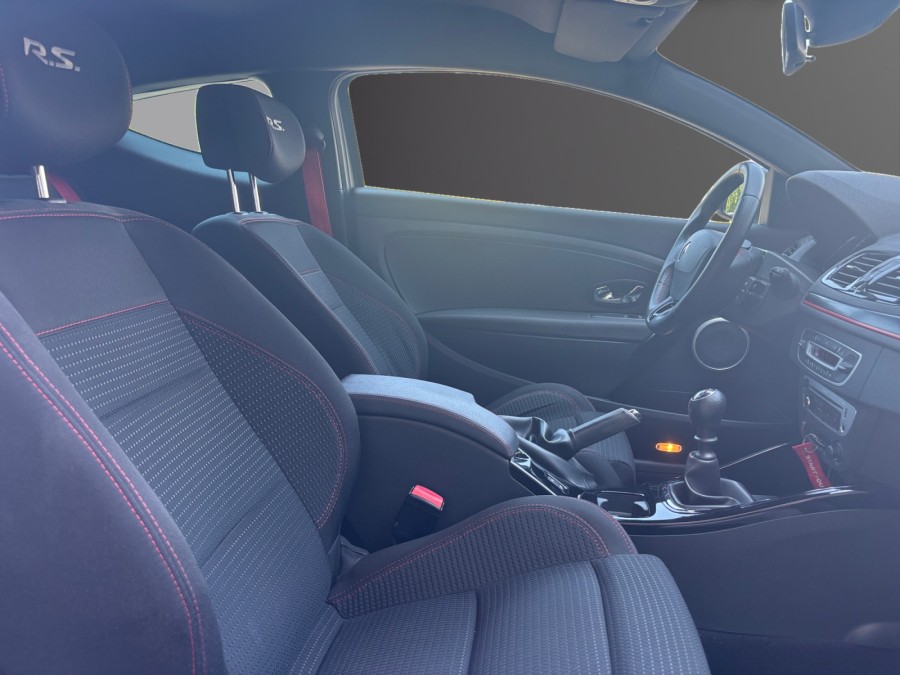 RENAULT d'occasion MEGANE III COUPE 2.0 16V 265 RS de 2012 Genevois