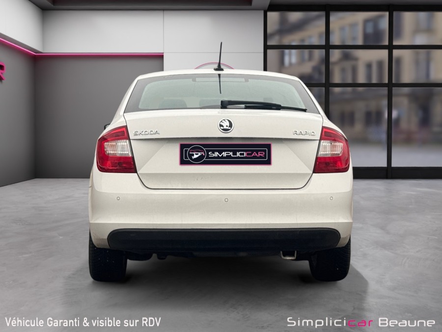 SKODA d'occasion RAPID 1.6 TDI 90 ELEGANCE de 2014 Beaune (21)﻿