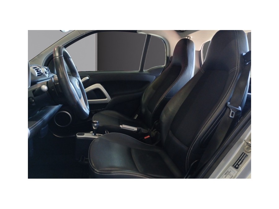 SMART d'occasion FORTWO COUPE 4514338F0PZBAA200 de 2012 La Ciotat