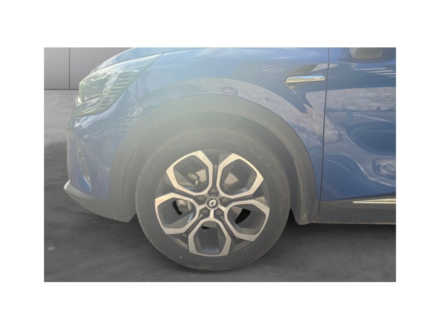 RENAULT d'occasion CAPTUR II 1.6 E-TECH 145 EVOLUTION de 2022 Nice