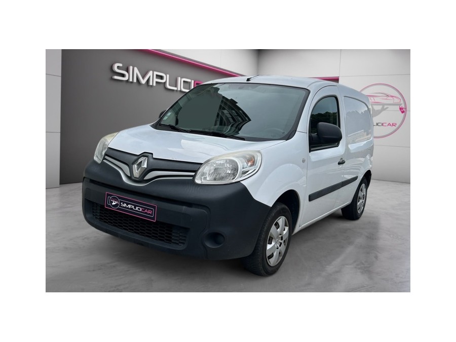RENAULT d'occasion KANGOO EXPRESS 1.5 DCI 75 GENERIQUE de 2018 Nice