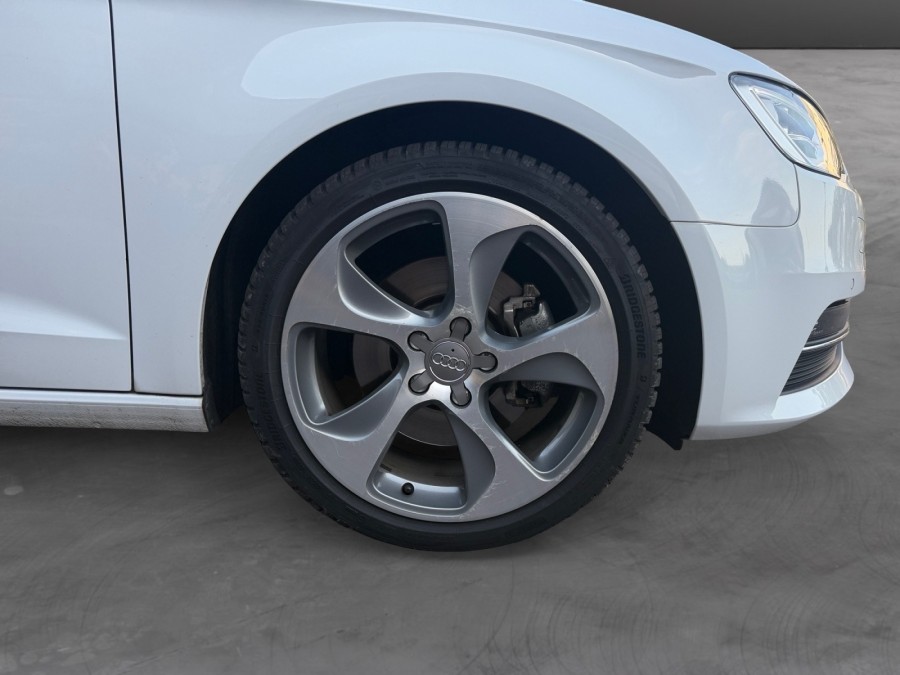AUDI d'occasion A3 1.8 TFSI 180 AMBITION LUXE S TRONIC de 2014 Vernon