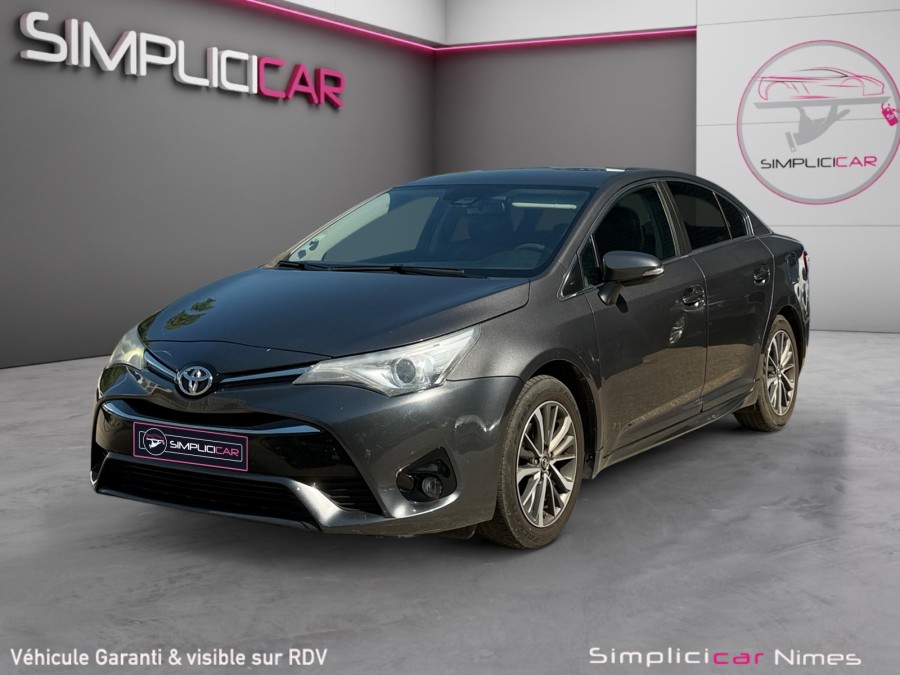 TOYOTA d'occasion AVENSIS A TROIS VOLUMES TS 1.6 D-4D 112 ACTIVE PRO